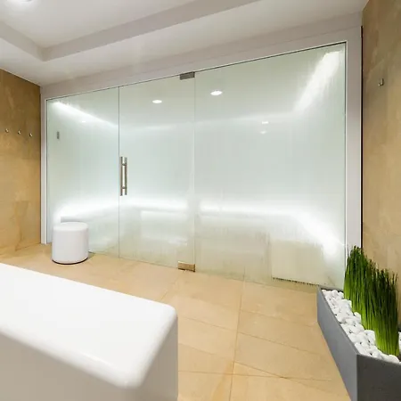 Faro Nadmorskie Tarasy Apartamento *